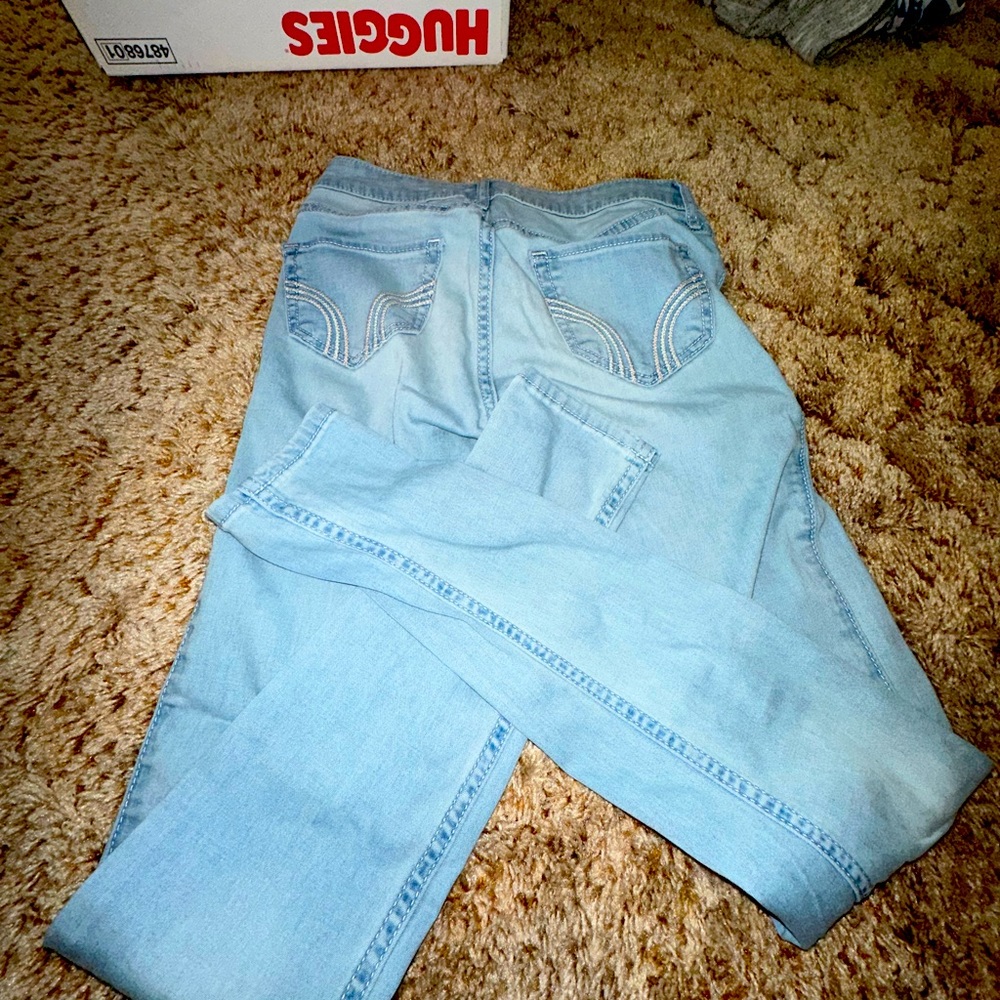 Jeans - Picture 1 of 3